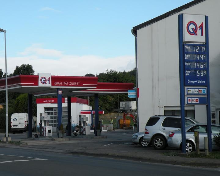 Q1 Tankstelle